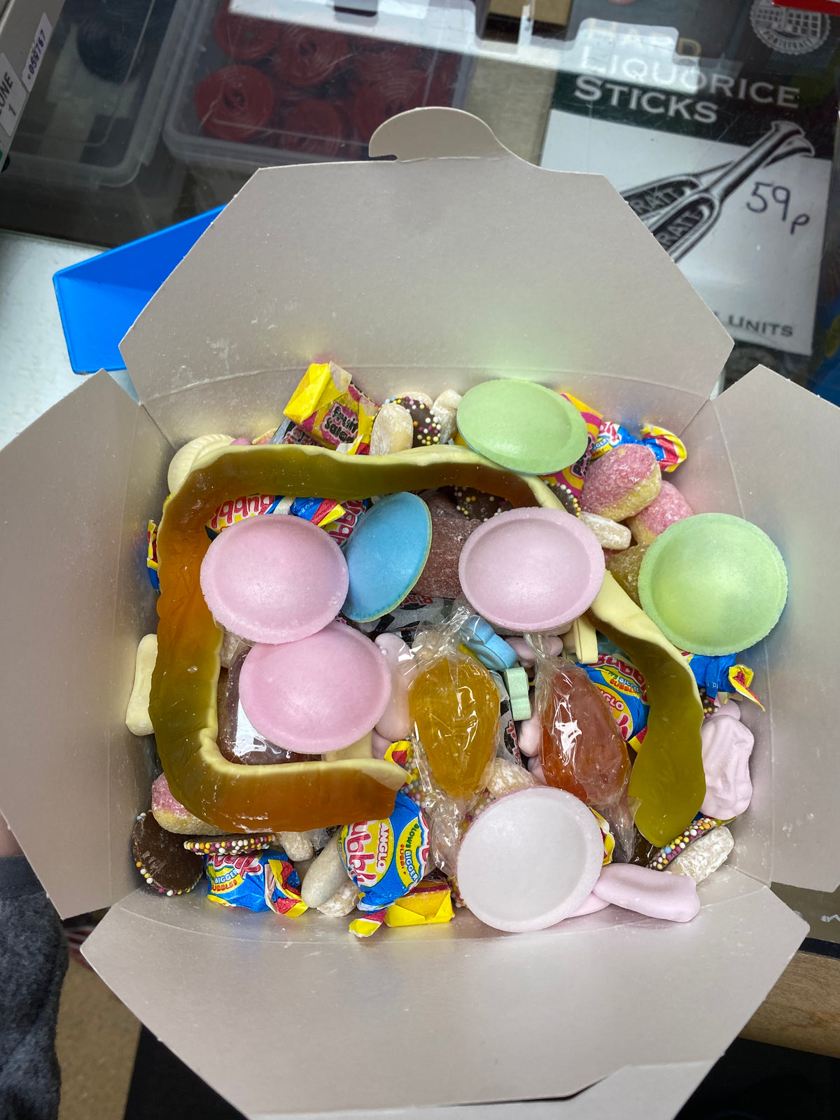 The Retro Sharing Box