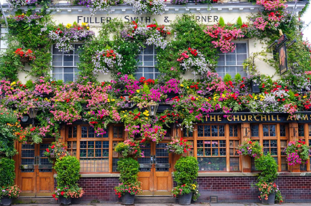 Piatnik - The Churchill Arms Pub in London 1000 Piece Jigsaw Puzzle