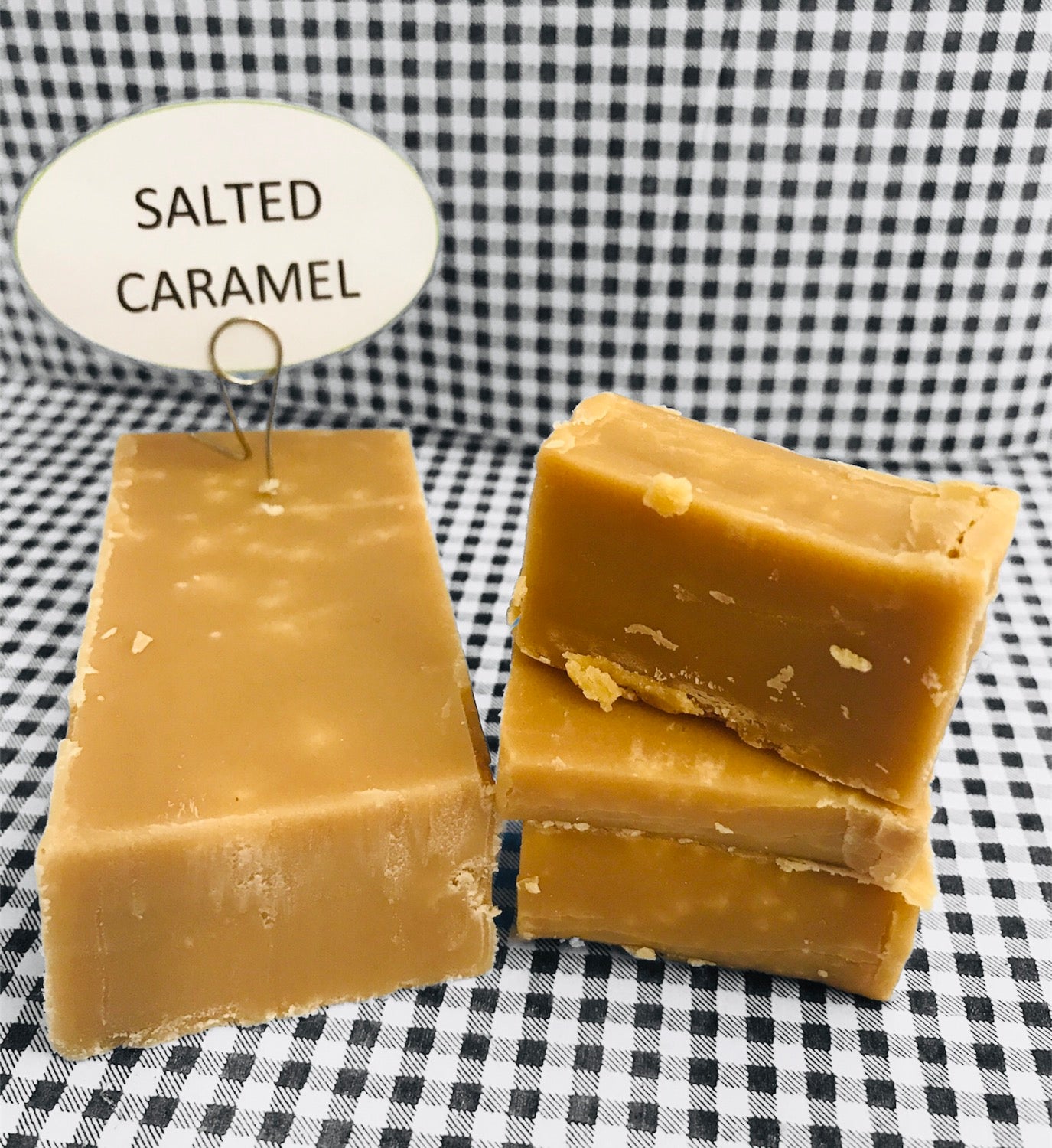 Salted Caramel Fudge - 100g image 0