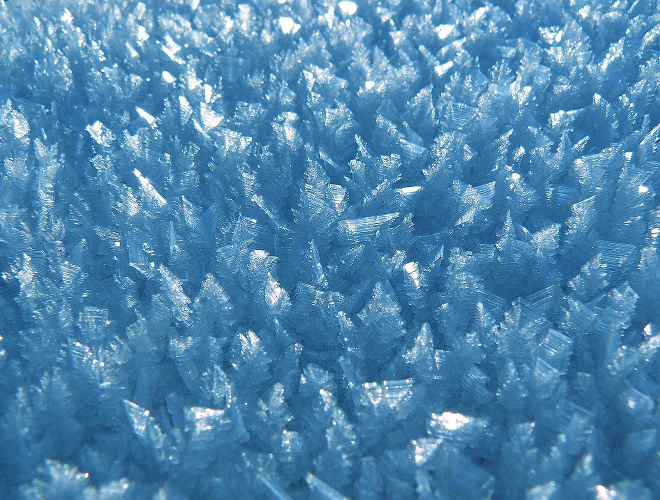 Natural Ice 1000 Piece Impossible Jigsaw Puzzle image 0